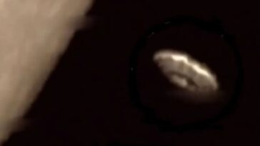ufo giant moon Ea